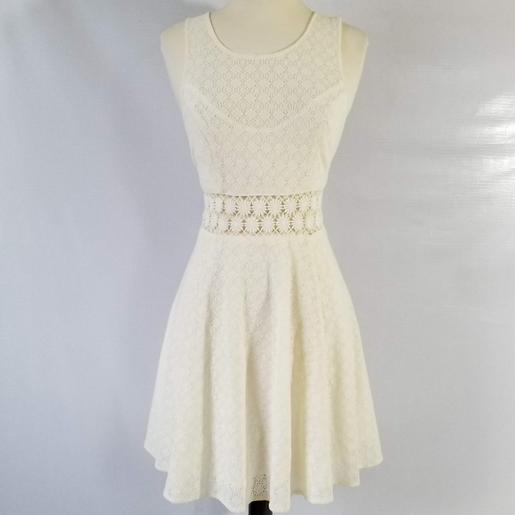 FREE PEOPLE Ivory Daisy Waist Fit & Flare Dress 8 - Picture 4 of 7